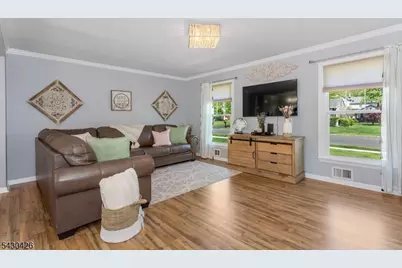 317 Jamestown Rd, Bridgewater, NJ 08807 - Photo 15