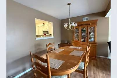 16 Sparrow Circle, Hampton Township, NJ 07860 - Photo 5