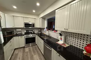 16 Sparrow Cir, Hampton Township, NJ 07860 - Photo 3