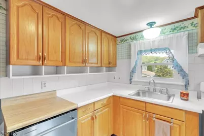 47-49 Furnace Ave, Wanaque, NJ 07465 - Photo 17