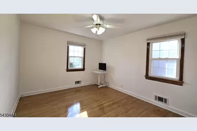 1-37 34th St, Fair Lawn, NJ 07410 - Photo 9