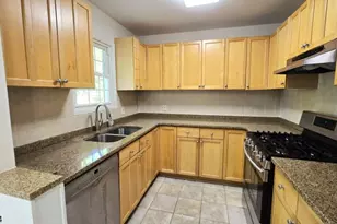 1-37 34th St, Fair Lawn, NJ 07410 - Photo 5