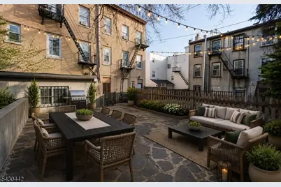 75 Palisade Ave #1, Jersey City, NJ 07306 - Photo 1