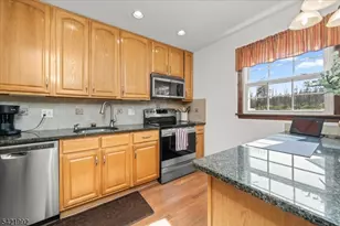 15 Carol Dr, Vernon Twp., NJ 07418 - Photo 13