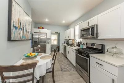 191 Smith St, Newark, NJ 07106 - Photo 11