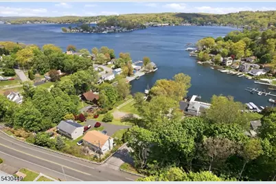 119 Lakeside Blvd, Hopatcong, NJ 07843 - Photo 35