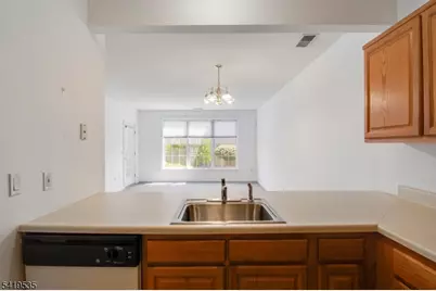 4202 Cleveland Ln #202, Rockaway Township, NJ 07866 - Photo 9