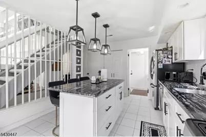 9 Talbot St, Franklin Township, NJ 08873 - Photo 5