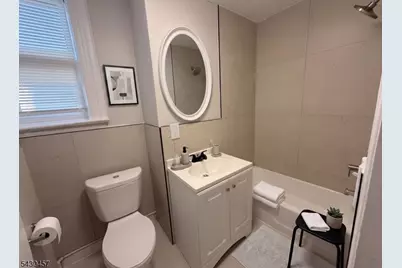 18 Wright Ave #4, Jersey City, NJ 07306 - Photo 5