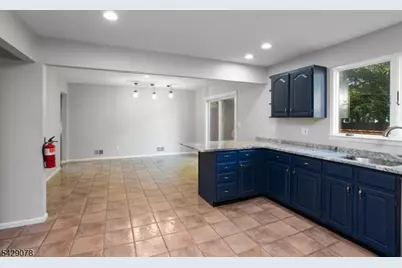 231 Grove St, Somerville, NJ 08876 - Photo 7