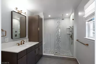 231 Grove St, Somerville, NJ 08876 - Photo 9