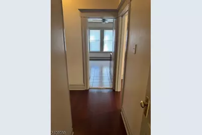 284 Seymour Ave, Newark, NJ 07112 - Photo 3