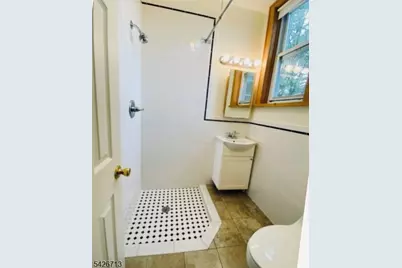 1109 Main Ave #5, Clifton, NJ 07011 - Photo 7