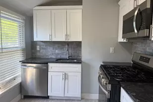 160 Gordonhurst Ave, Montclair, NJ 07043 - Photo 3