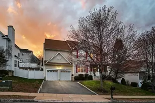 654 Skyline Dr, Jefferson Township, NJ 07849 - Photo 9