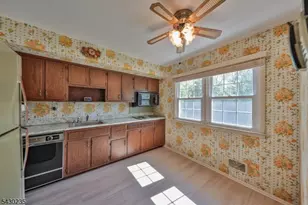 28 Scott Dr, Hillsborough Township, NJ 08844 - Photo 11