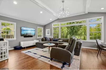 105 Tennyson Dr, Millburn, NJ 07078 - Photo 9
