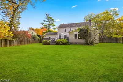 105 Tennyson Dr, Millburn, NJ 07078 - Photo 31