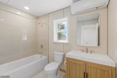 146 W Grant Ave, Roselle Park, NJ 07204 - Photo 25