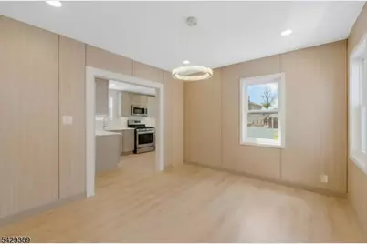 146 W Grant Ave, Roselle Park, NJ 07204 - Photo 13