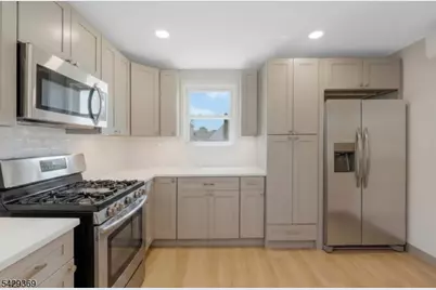 146 W Grant Ave, Roselle Park, NJ 07204 - Photo 15