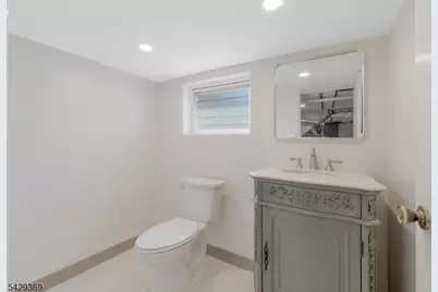 146 W Grant Ave, Roselle Park, NJ 07204 - Photo 27