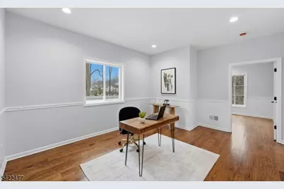 188 Edwards Rd, Parsippany, NJ 07054 - Photo 33