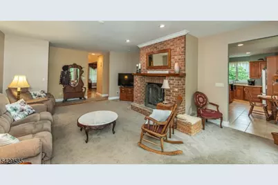 37 Thomas Ter, Wayne, NJ 07470 - Photo 7