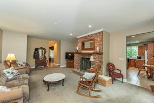 37 Thomas Terrace, Wayne, NJ 07470 - Photo 7