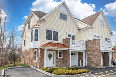 21 Riverbend Ct, New Providence, NJ 07974 - Photo 1
