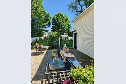 37 Maple St, Bloomfield, NJ 07003 - Photo 5