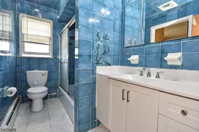5 Burnside Pl, Wayne, NJ 07470 - Photo 25