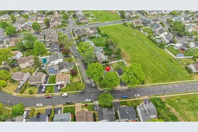 32 Crestwood Ave, Nutley, NJ 07110 - Photo 25