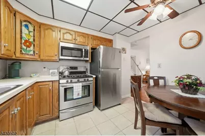 32 Crestwood Ave, Nutley, NJ 07110 - Photo 13