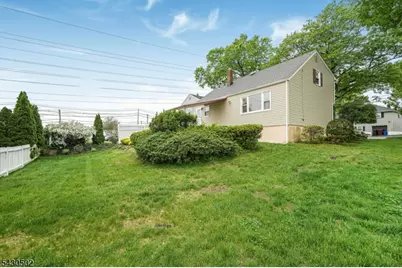 32 Crestwood Ave, Nutley, NJ 07110 - Photo 23