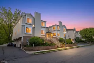 2604 Madaline Dr, Woodbridge Township, NJ 07001 - Photo 3
