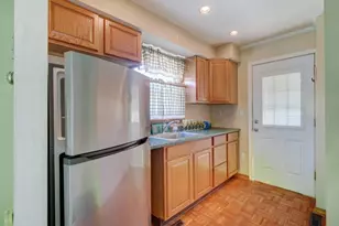 105 Lower Rd, Linden, NJ 07036 - Photo 5
