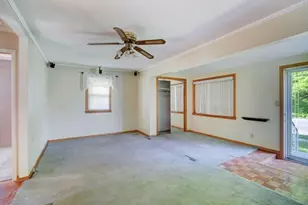 105 Lower Rd, Linden, NJ 07036 - Photo 5