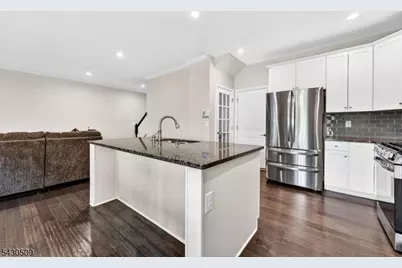 16 Shadetree Ln, Mount Arlington, NJ 07856 - Photo 3