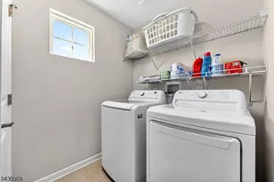 16 Shadetree Ln, Mount Arlington, NJ 07856 - Photo 27