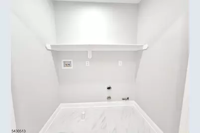 2032 E Saint Georges Ave, Linden, NJ 07036 - Photo 29