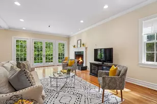 6 Grosvenor Rd, Millburn, NJ 07078 - Photo 11