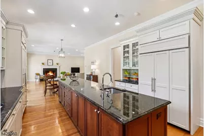 6 Grosvenor Rd, Millburn, NJ 07078 - Photo 19