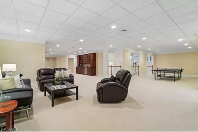 6 Grosvenor Rd, Millburn, NJ 07078 - Photo 37