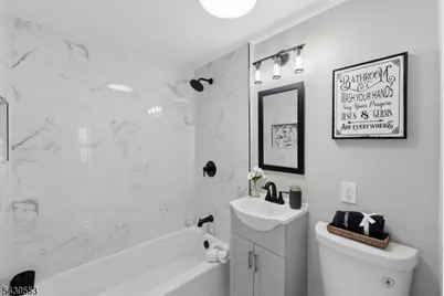 45 W Shawnee Trl, Jefferson Township, NJ 07885 - Photo 7