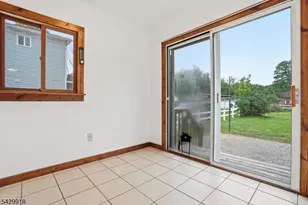 54 Front St, Belvidere, NJ 07823 - Photo 9