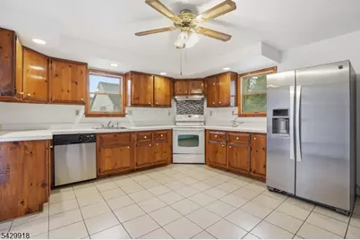 54 Front St, Belvidere, NJ 07823 - Photo 7