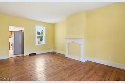54 Front St, Belvidere, NJ 07823 - Photo 3