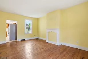 54 Front St, Belvidere, NJ 07823 - Photo 3
