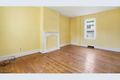54 Front St, Belvidere, NJ 07823 - Photo 5